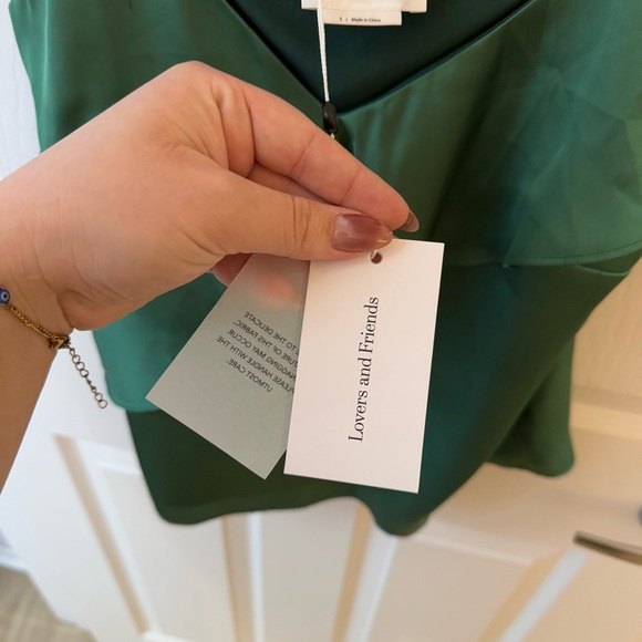 NWT Lovers & Friends Laguna Top in Green Size Small Satin Ruffles - Picture 10 of 16